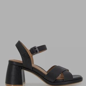 Gentle Souls Remini Leather Sandals. New.